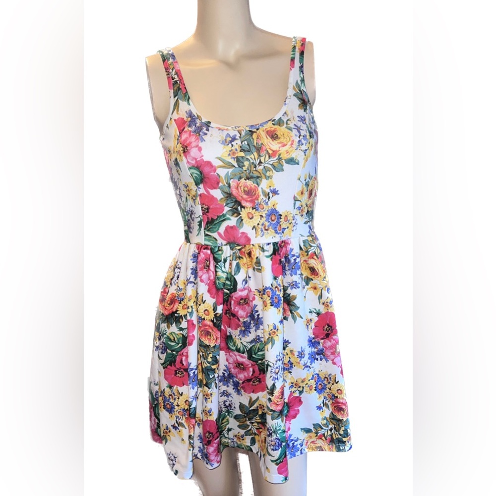 Zara Floral Printed Scoop-neck Dress